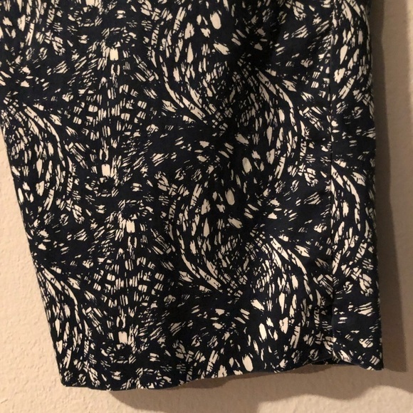 Coldwater Creek navy patterned cropped pants - Picture 9 of 15